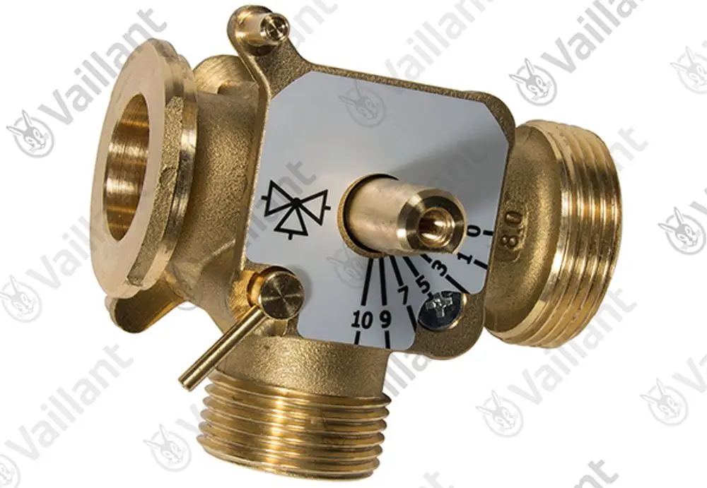 Vaillant-Ventil mit drei Anschlüssen, drehbarem Mechanismus und Skala zur Einstellung. Sichtbare Markierungen zur Regulierung des Durchflusses.